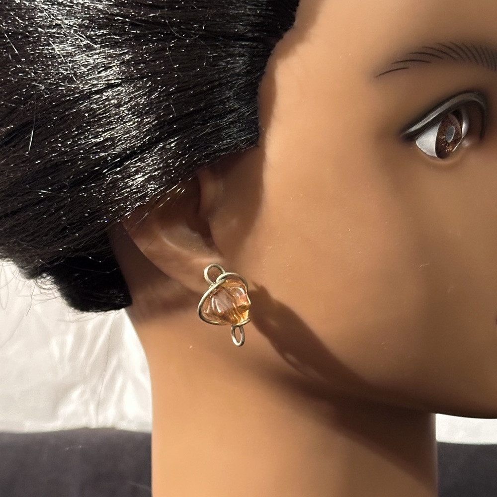 Vintage Silver Wire Swirl Brown Gold Tone Amber Beads Beaded Studs Earrings